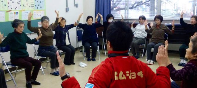 【高齢者健康作り教室へ】